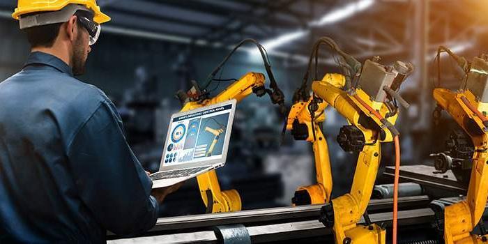 technical officer watching software of mechanical machines technical officer watching software of mechanical machines